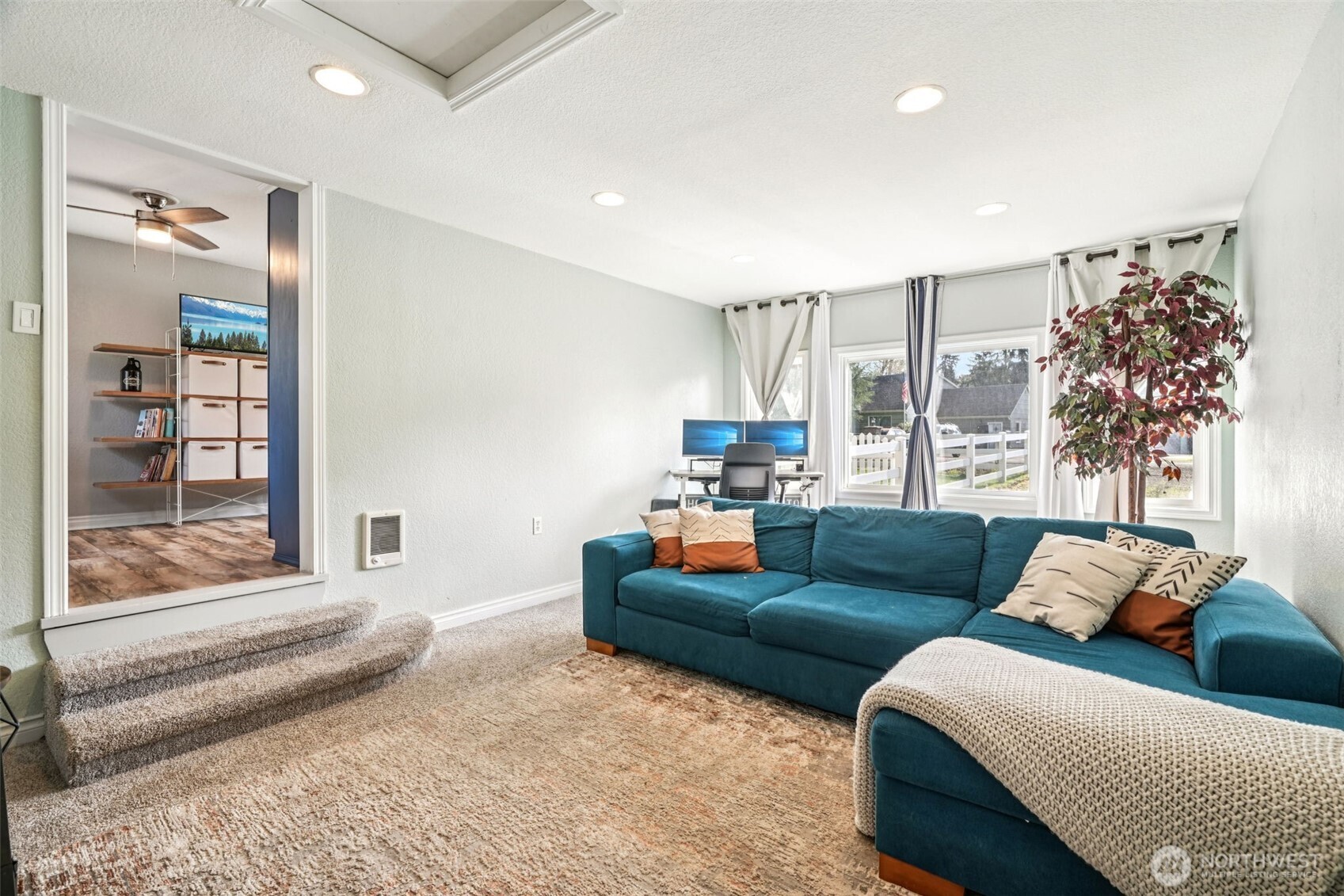 3031 Allen Street , Kelso, WA 98626