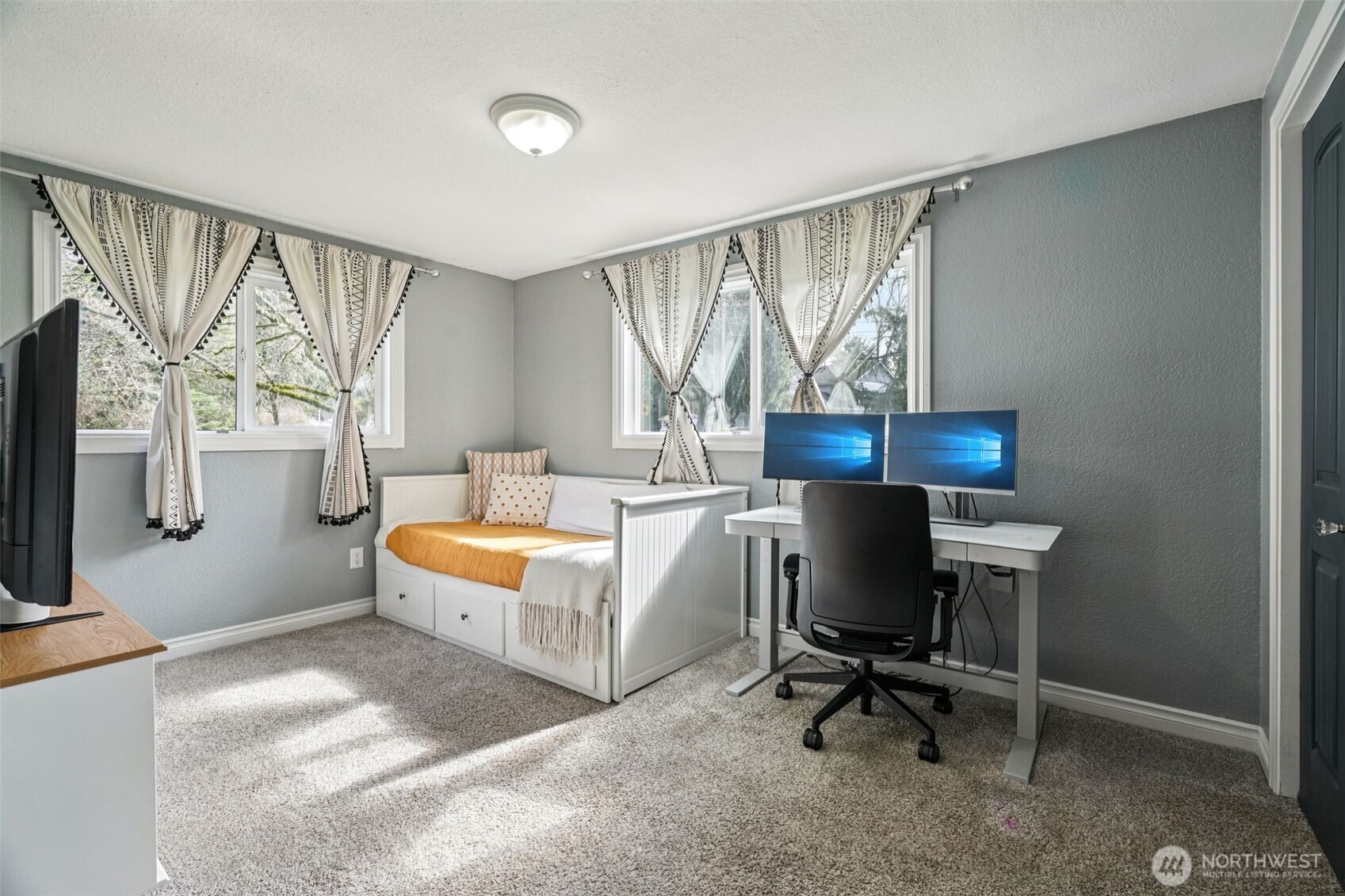 3031 Allen Street , Kelso, WA 98626