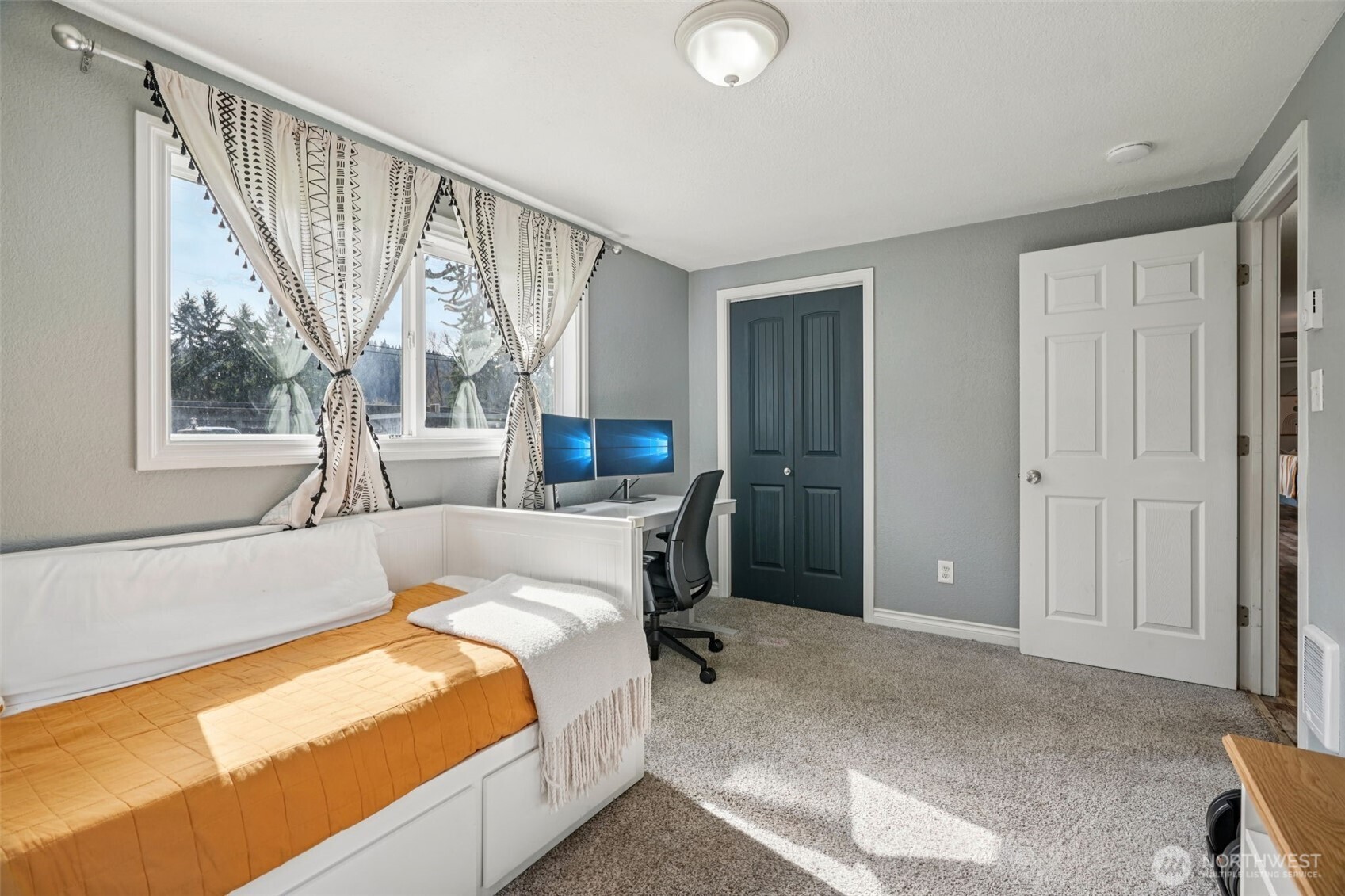 3031 Allen Street , Kelso, WA 98626