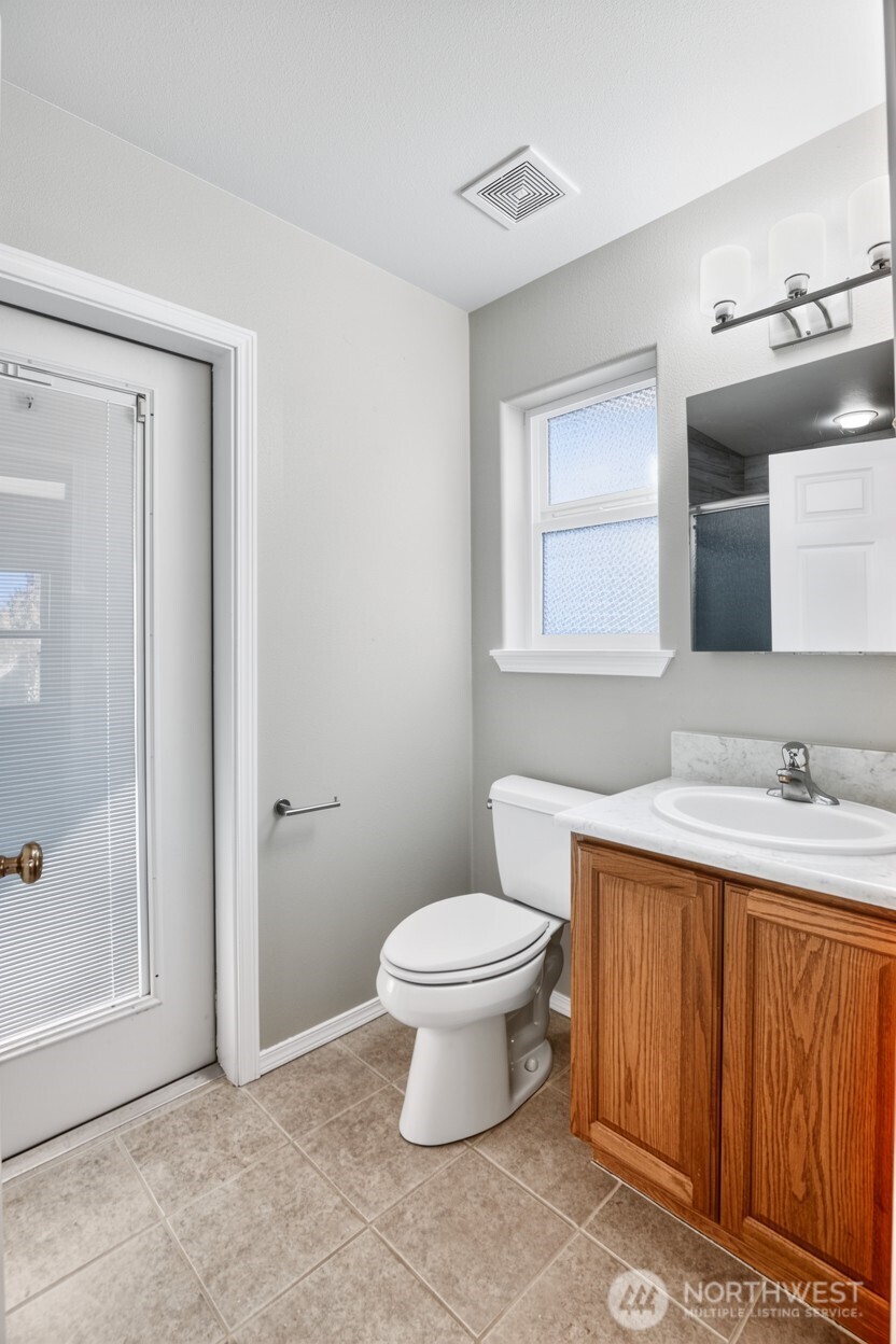 650 Skamokawa Court SE, Ocean Shores, WA 98569