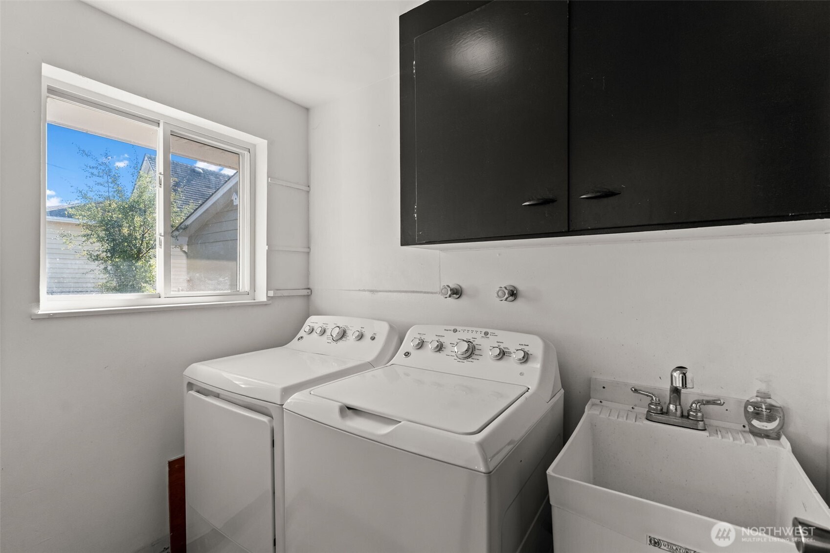 343 4th Street SE, Puyallup, WA 98372