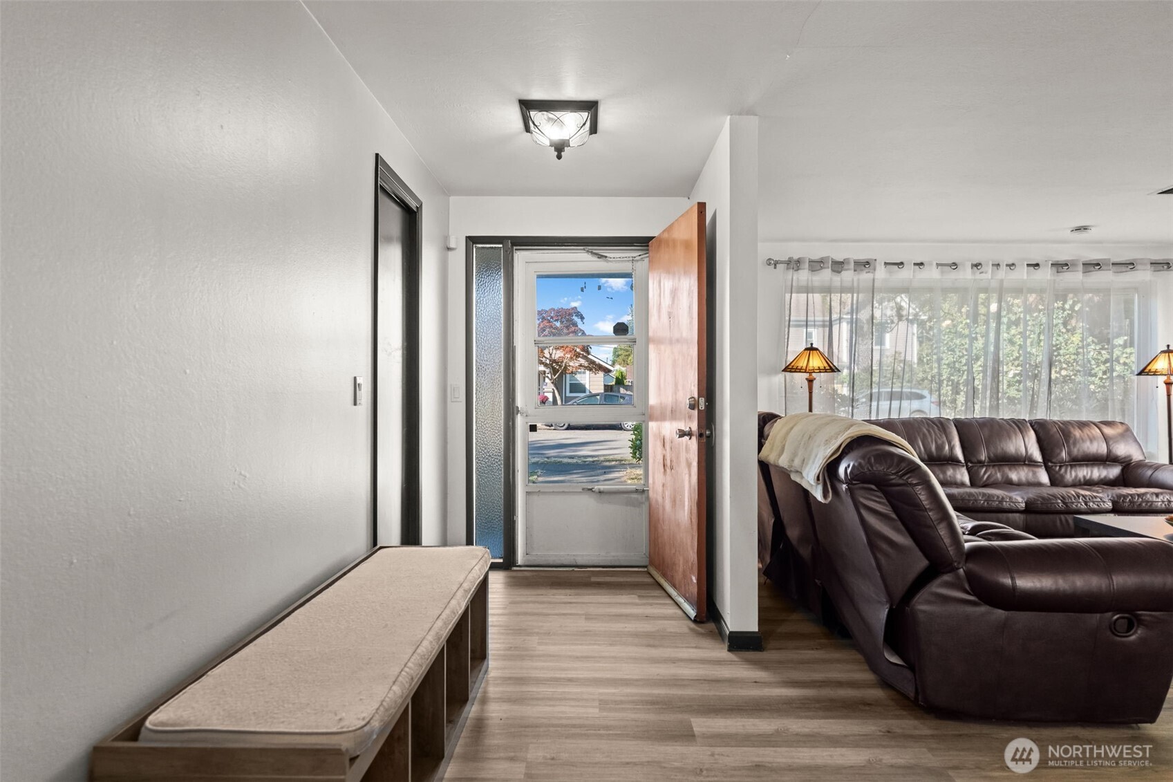 343 4th Street SE, Puyallup, WA 98372