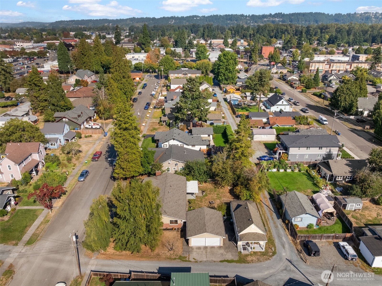 343 4th Street SE, Puyallup, WA 98372