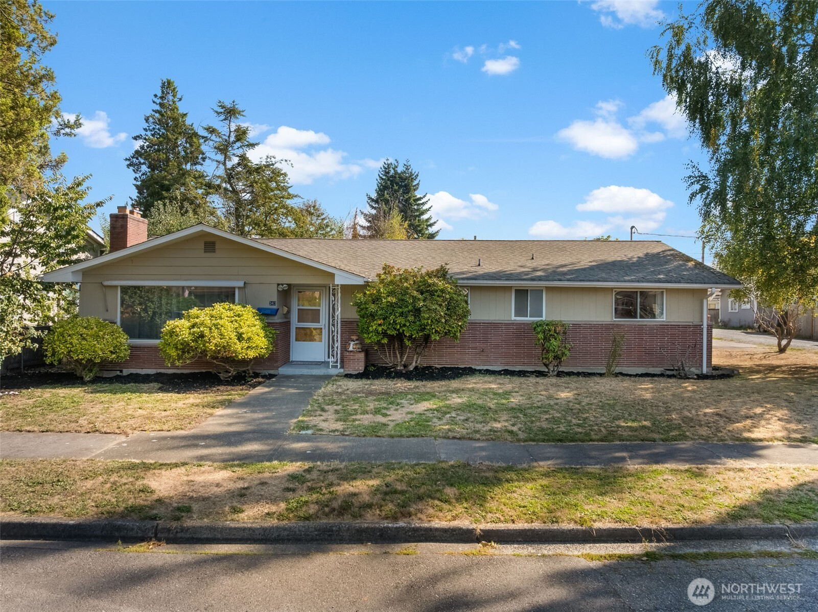343 4th Street SE, Puyallup, WA 98372