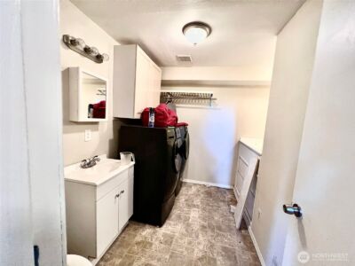 156 S 358th Street , Federal Way, WA 98003 - Photo 21