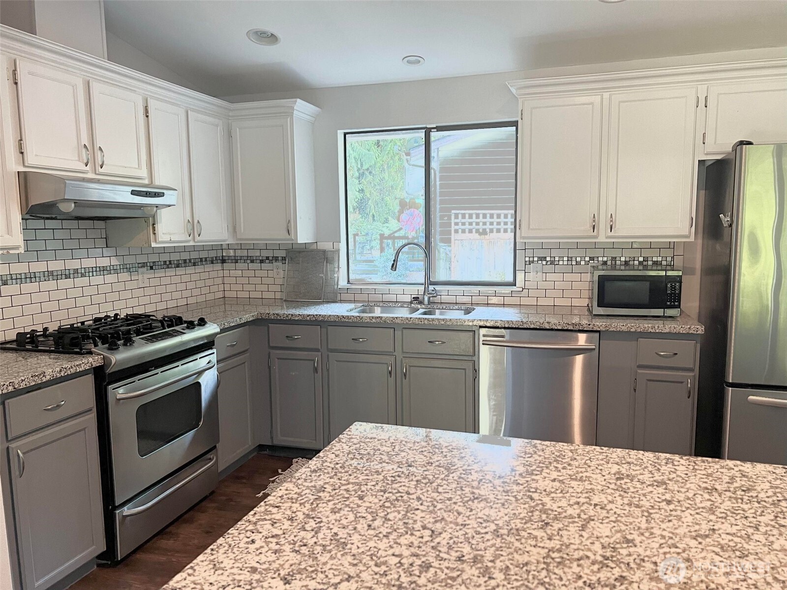 156 S 358th Street , Federal Way, WA 98003