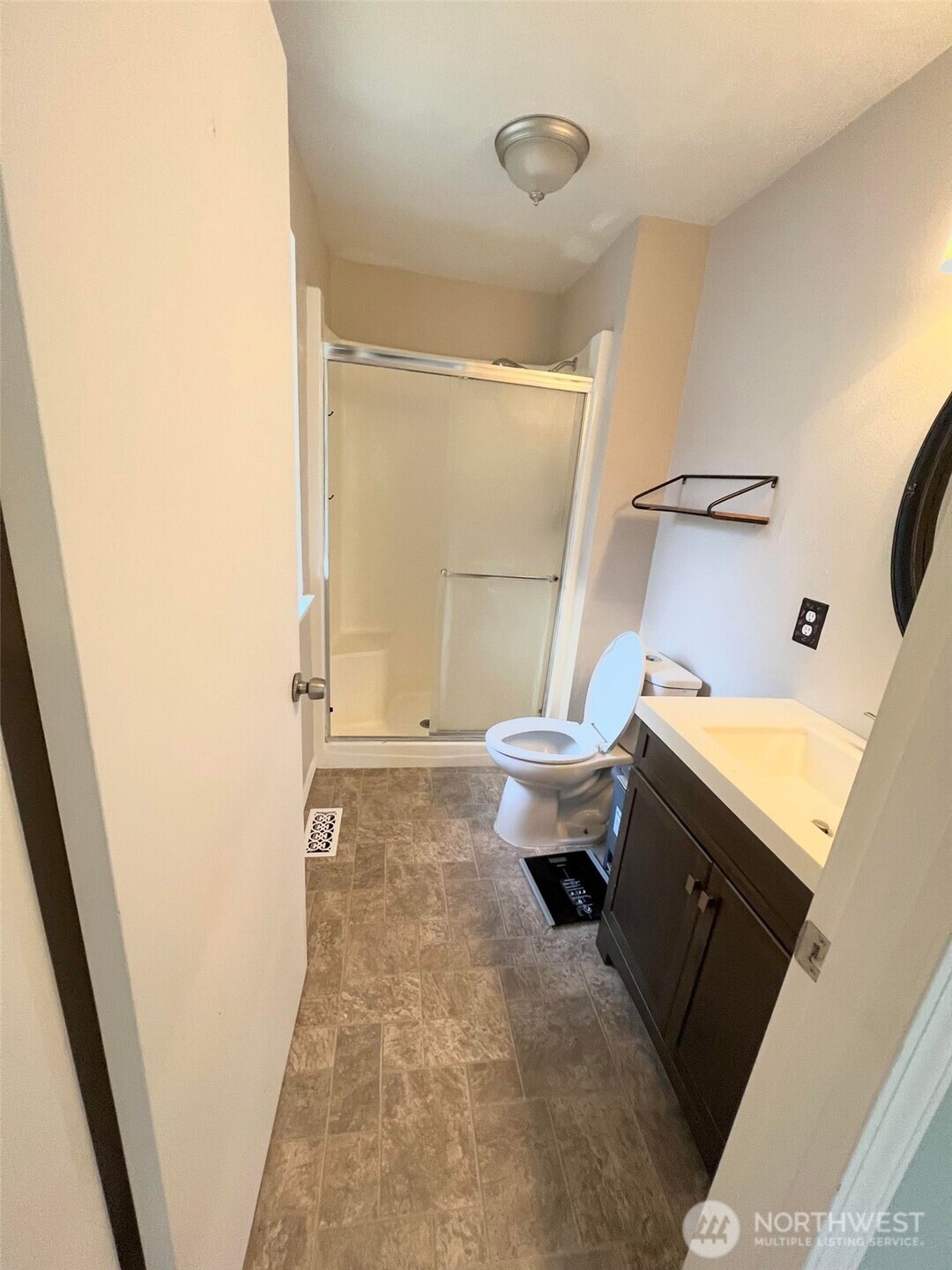 156 S 358th Street , Federal Way, WA 98003