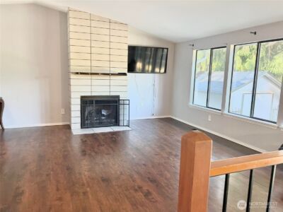 156 S 358th Street , Federal Way, WA 98003 - Photo 5