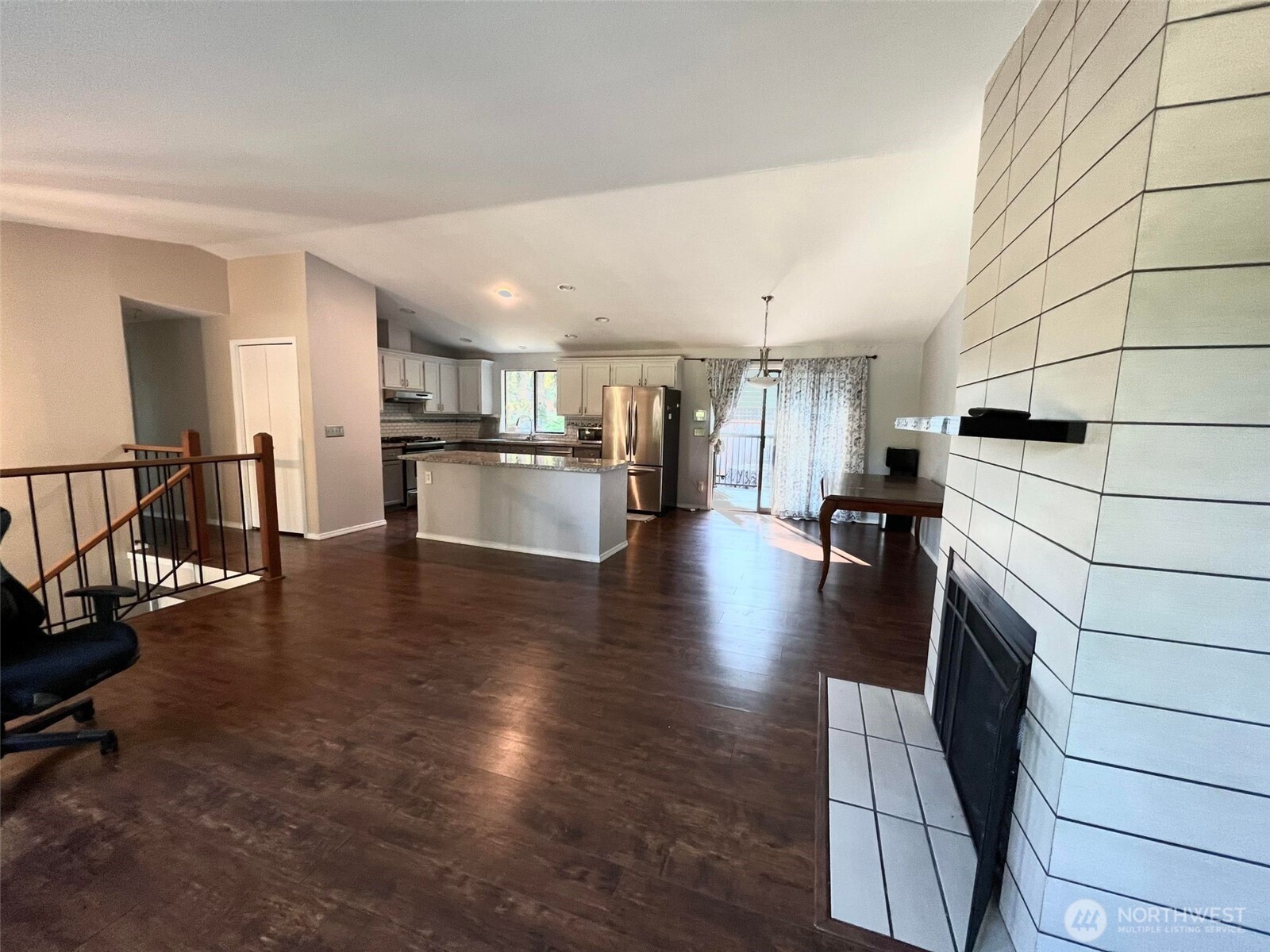 156 S 358th Street , Federal Way, WA 98003