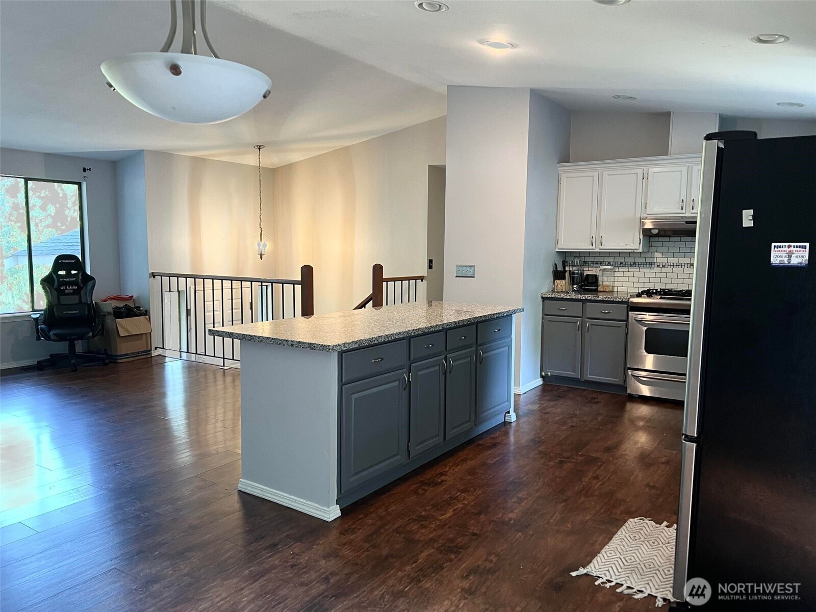 156 S 358th Street , Federal Way, WA 98003