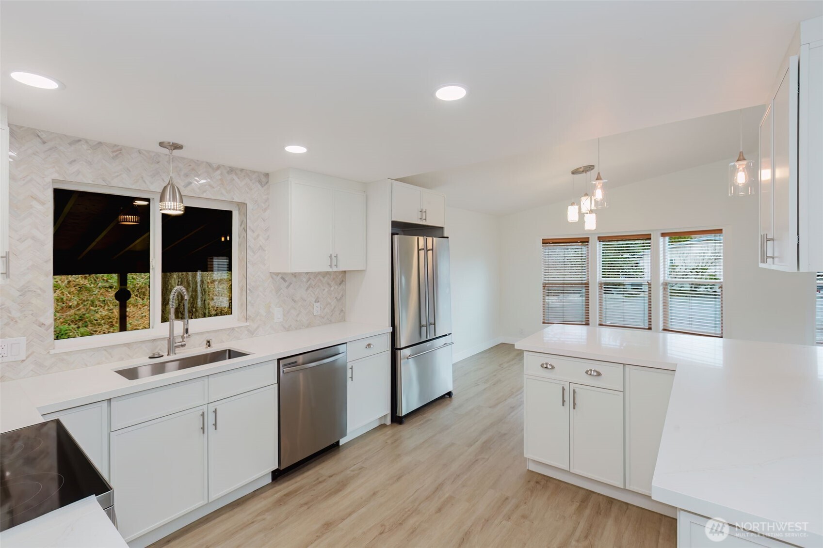 6897 Capricorn Lane NE, Bremerton, WA 98311