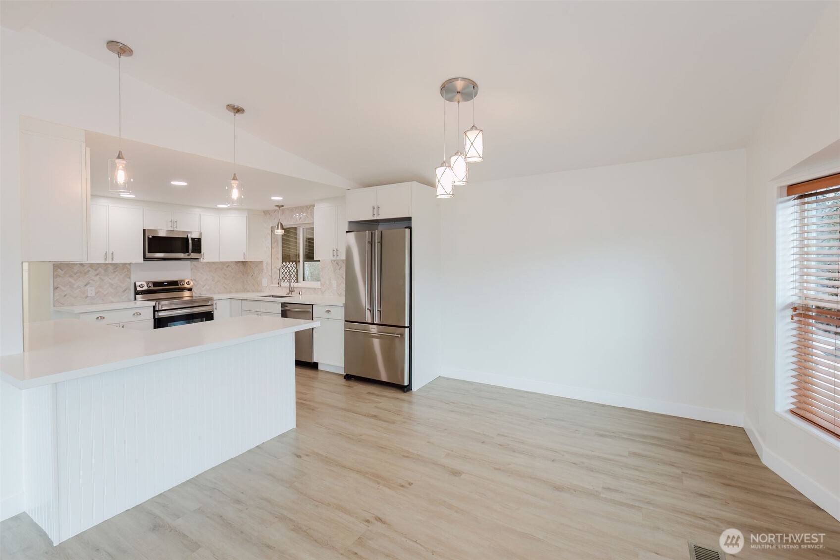 6897 Capricorn Lane NE, Bremerton, WA 98311