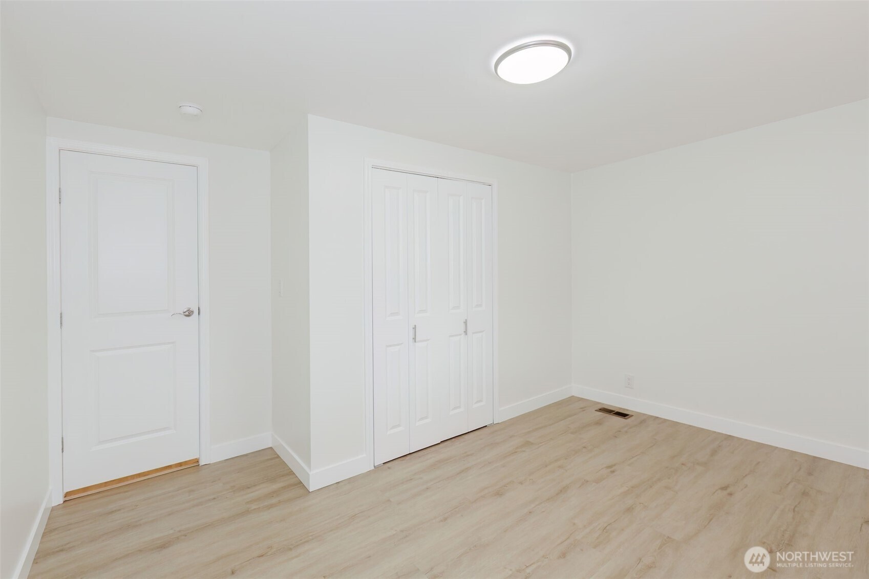 6897 Capricorn Lane NE, Bremerton, WA 98311