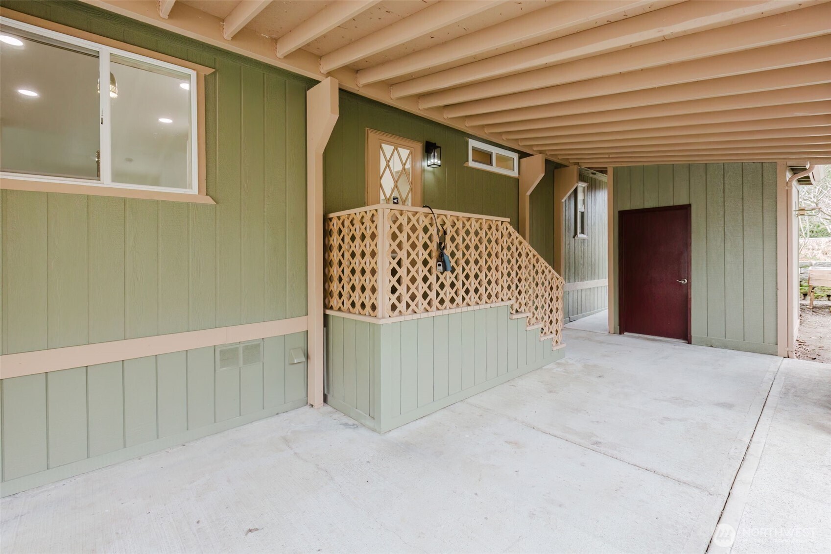 6897 Capricorn Lane NE, Bremerton, WA 98311