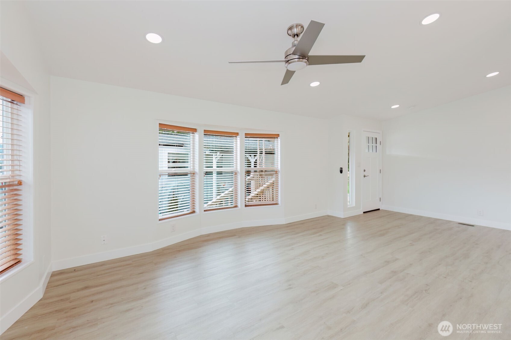 6897 Capricorn Lane NE, Bremerton, WA 98311