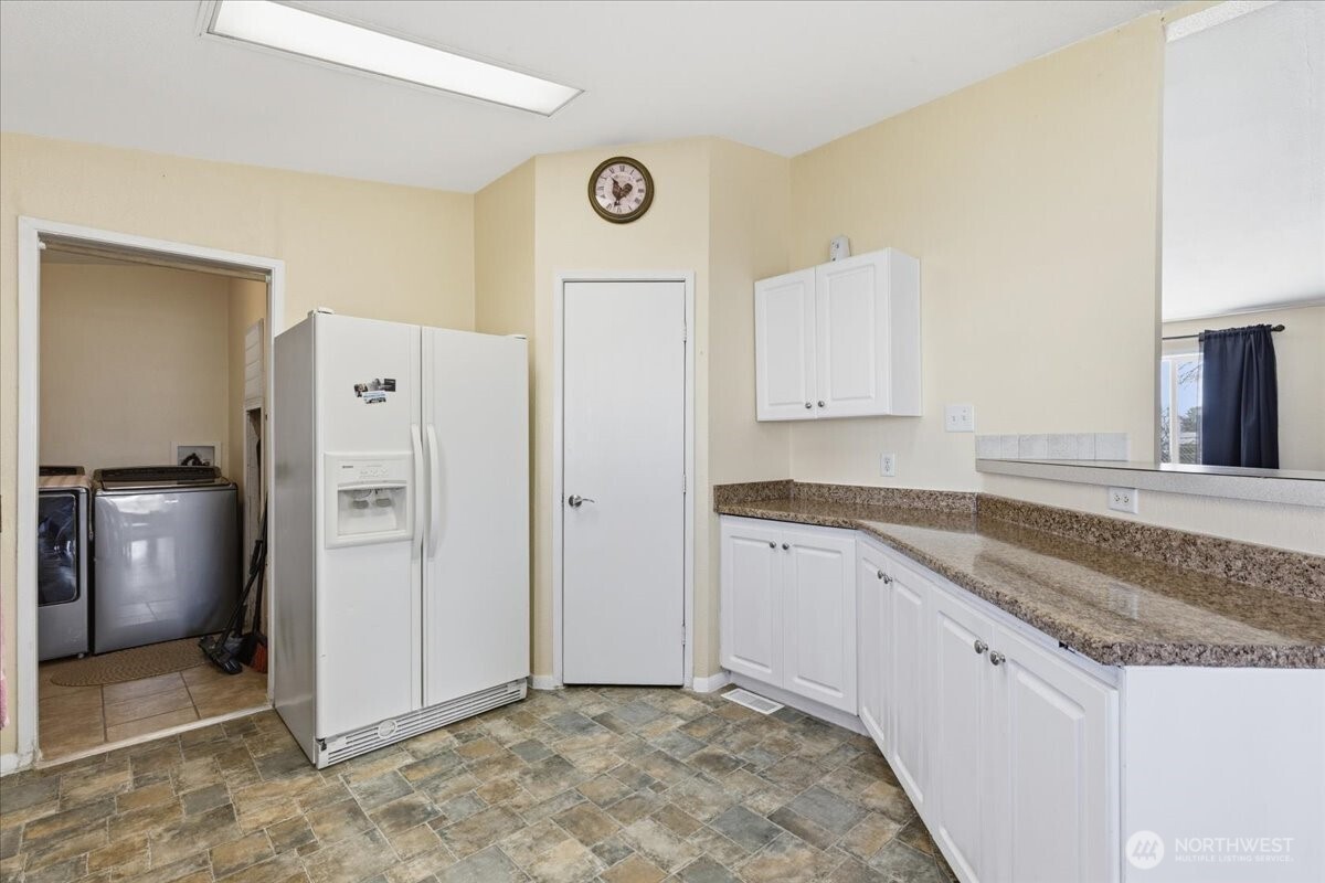 153 NW Quincy Place , Soap Lake, WA 98851