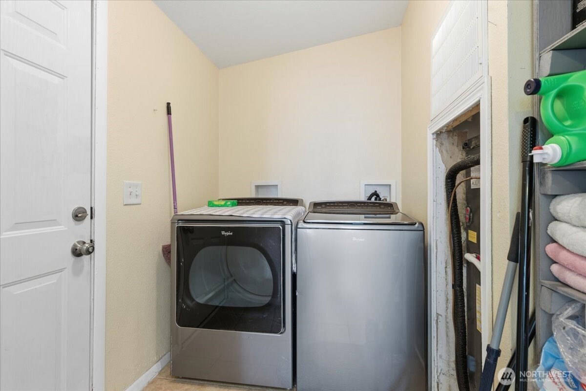 153 NW Quincy Place , Soap Lake, WA 98851