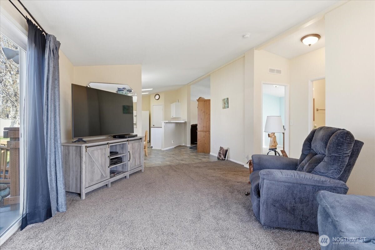 153 NW Quincy Place , Soap Lake, WA 98851
