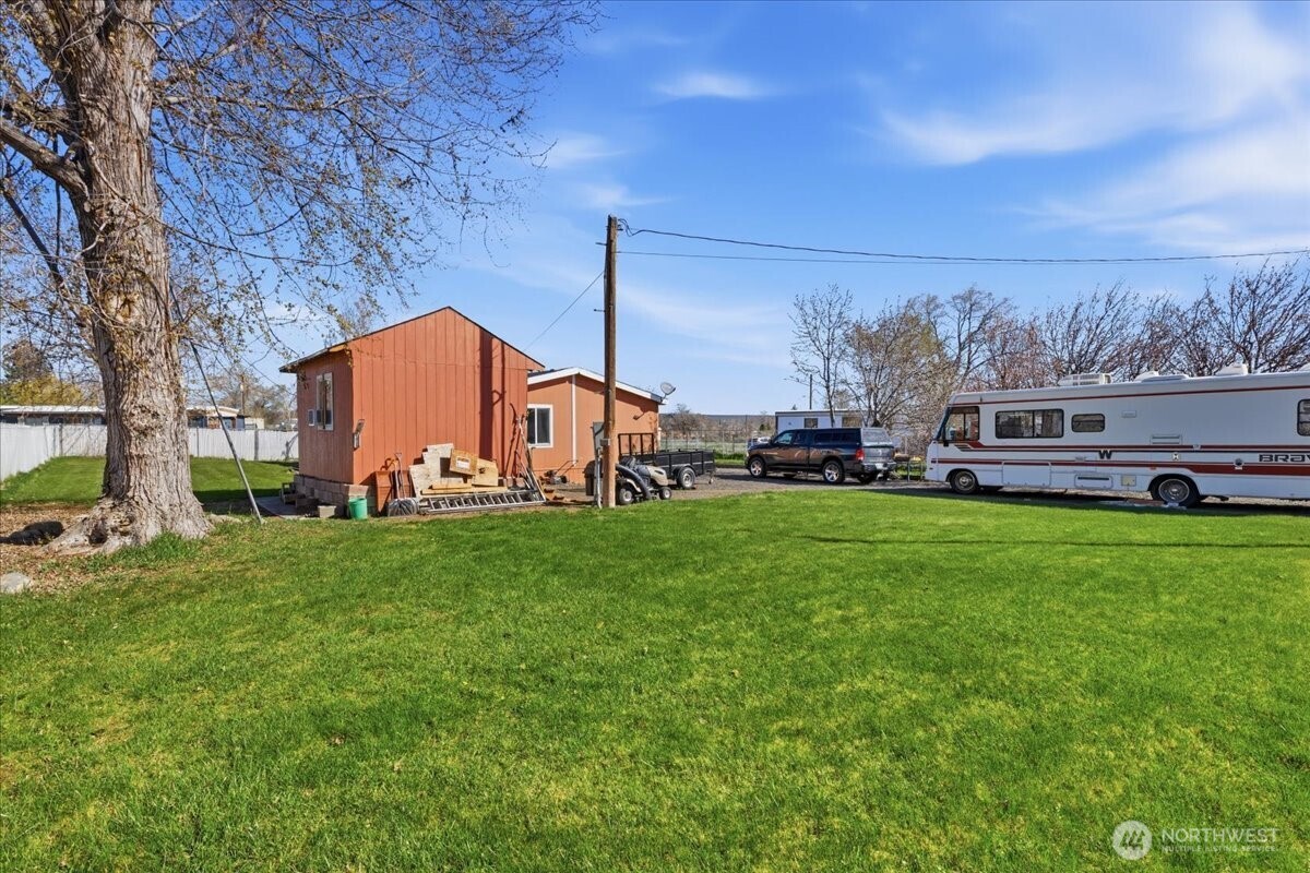 153 NW Quincy Place , Soap Lake, WA 98851