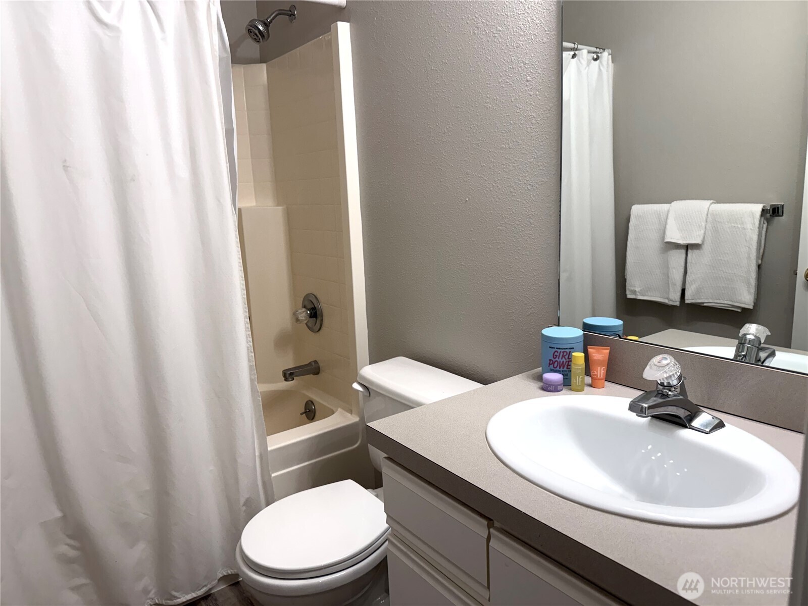 278 NE Deccio Road , College Place, WA 99324