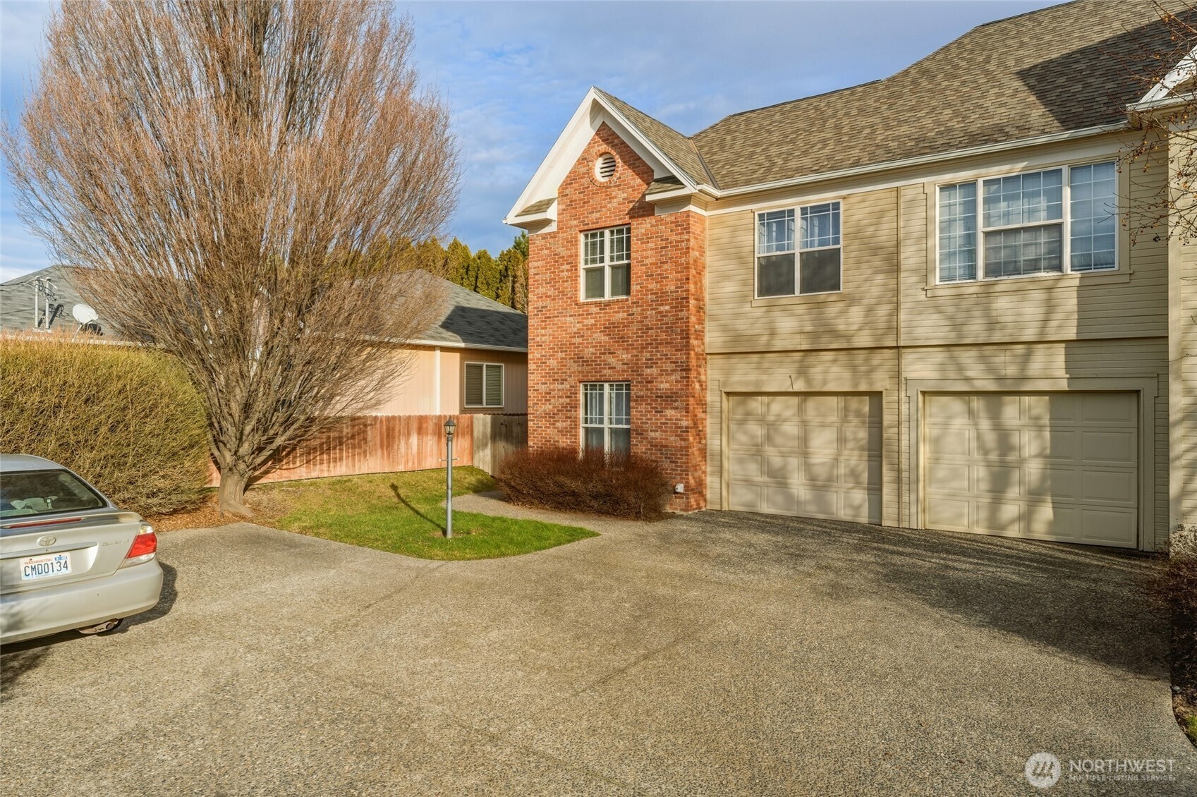 278 NE Deccio Road , College Place, WA 99324