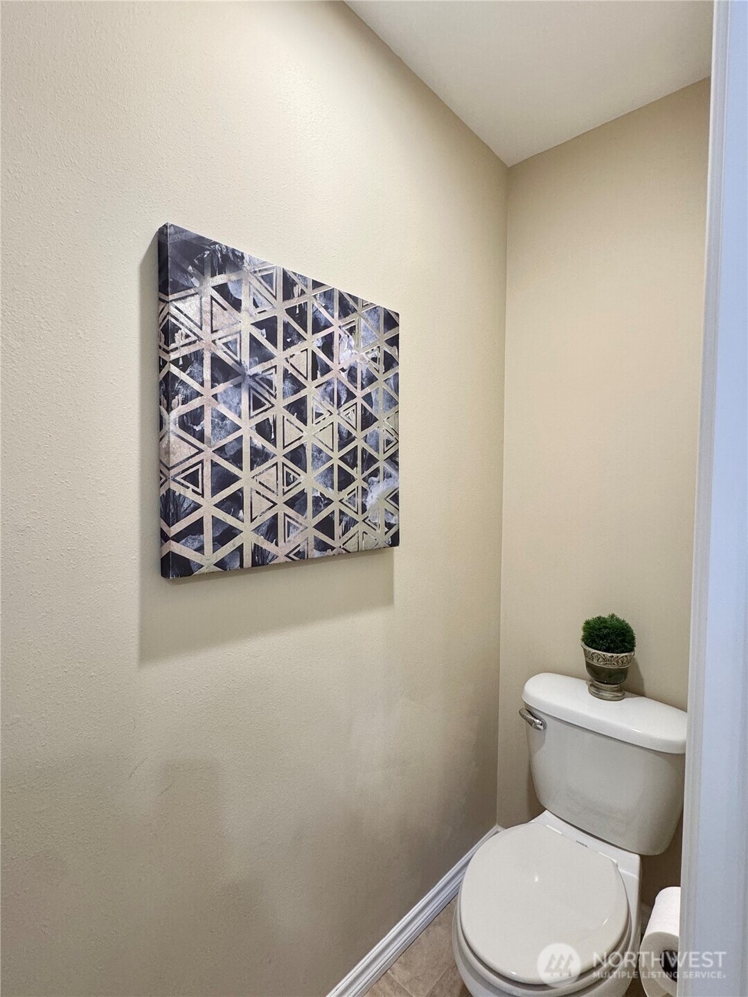 762 Ilwaco Place NE, Renton, WA 98059