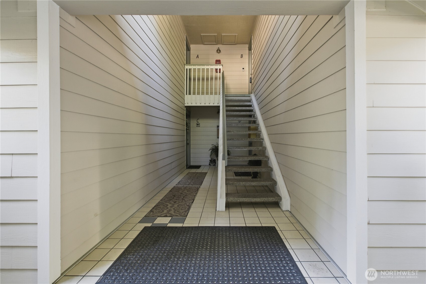 4615 Grandview Drive W #B, University Place, WA 98466