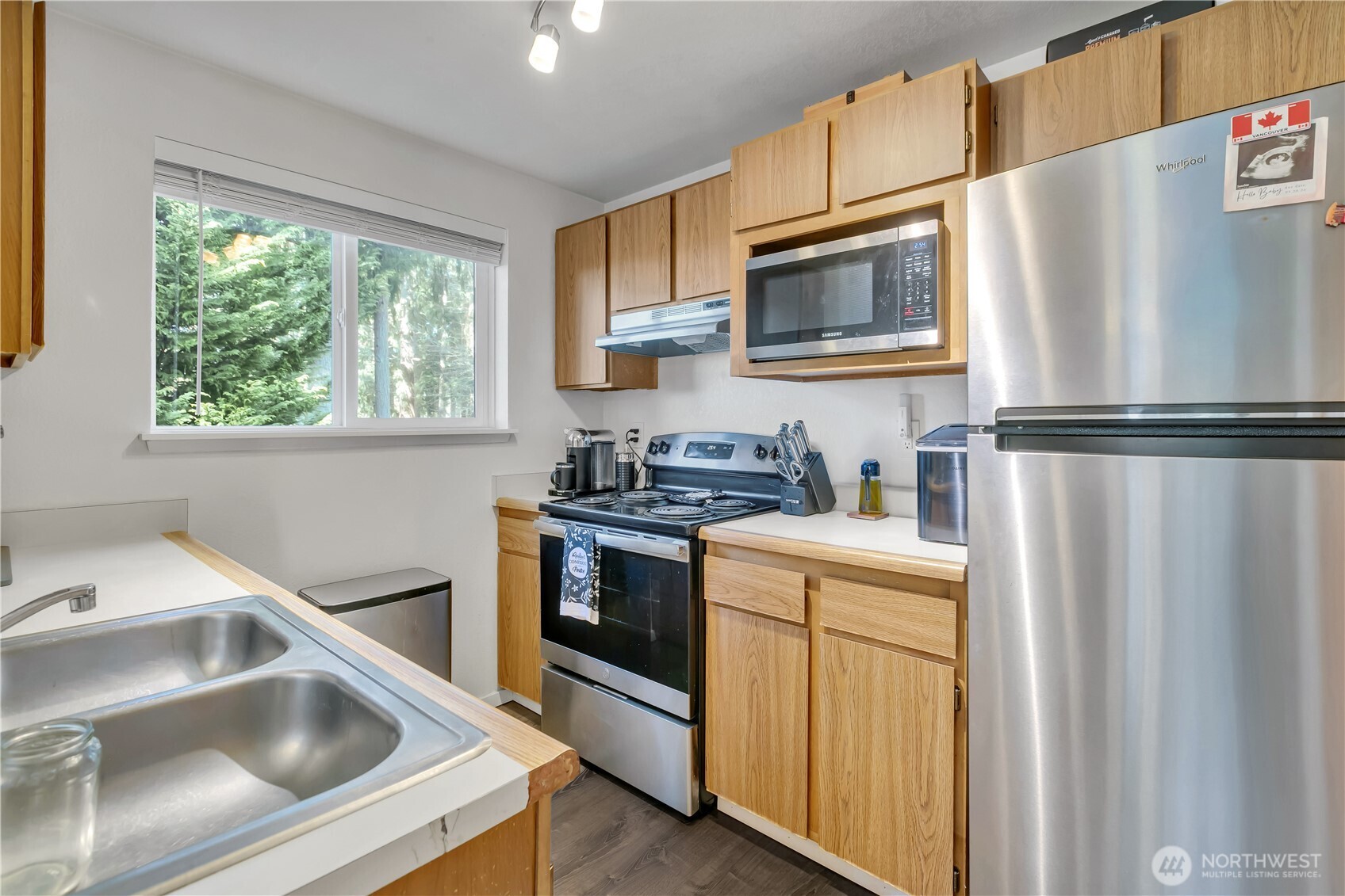 4615 Grandview Drive W #B, University Place, WA 98466
