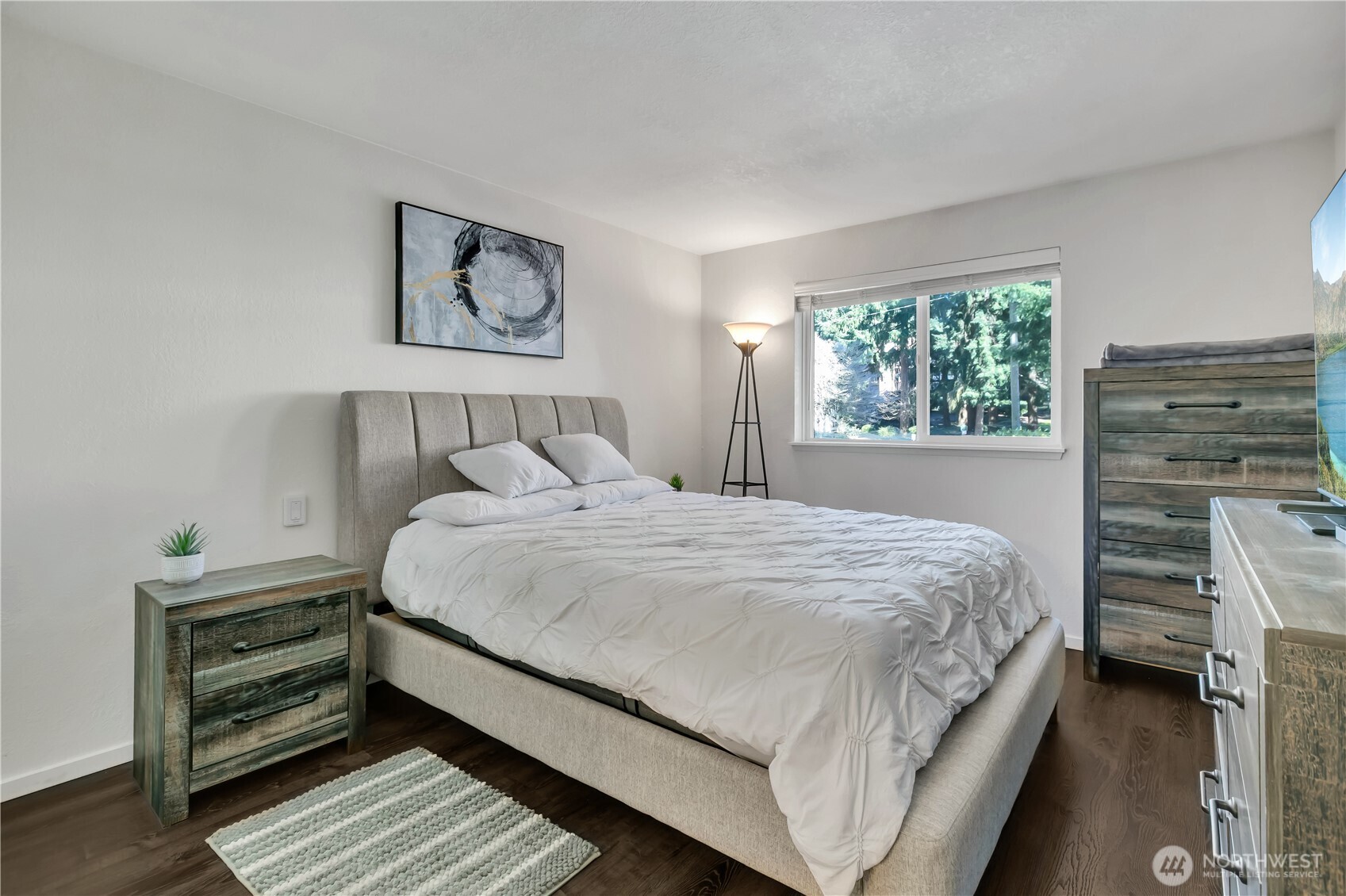 4615 Grandview Drive W #B, University Place, WA 98466