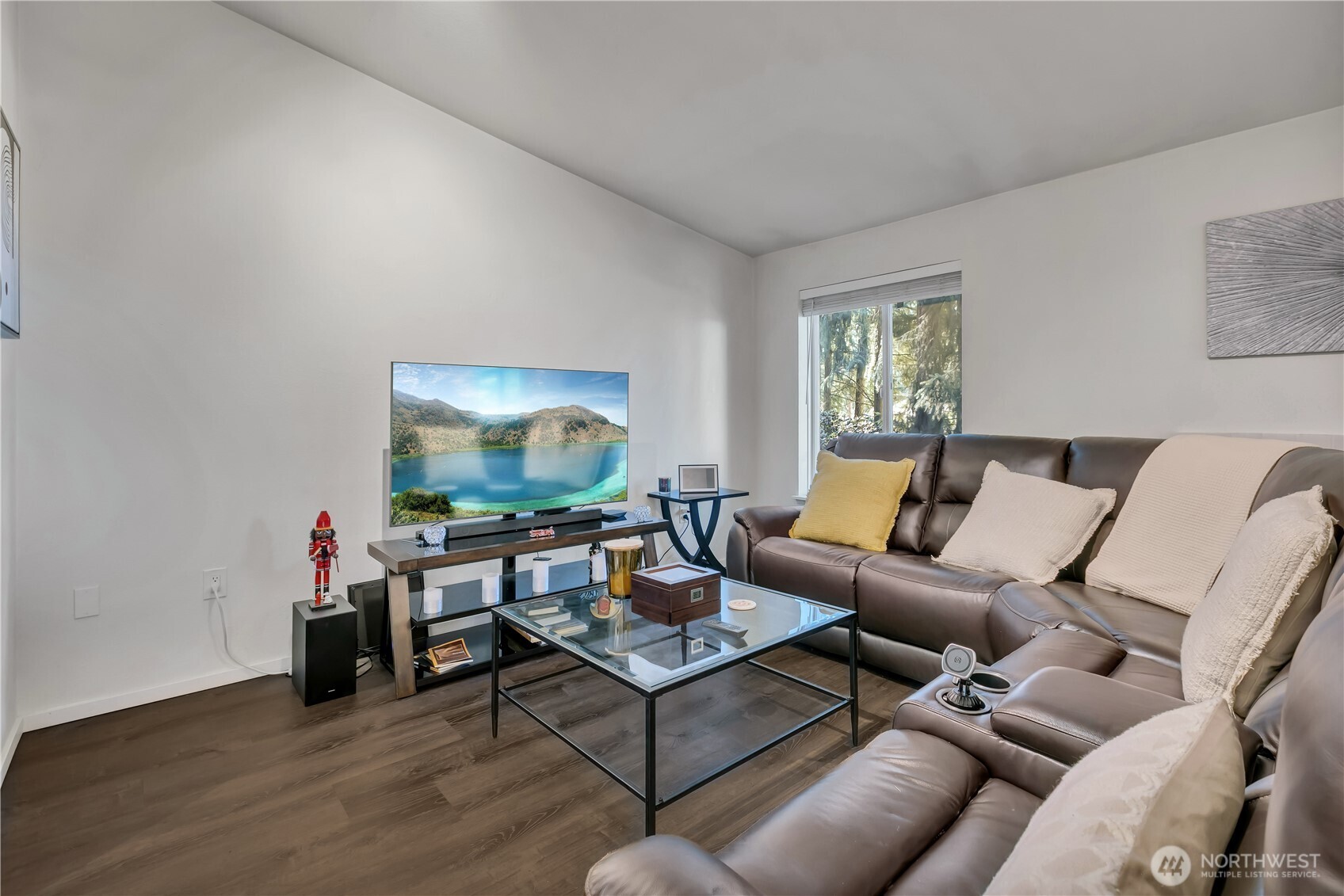 4615 Grandview Drive W #B, University Place, WA 98466