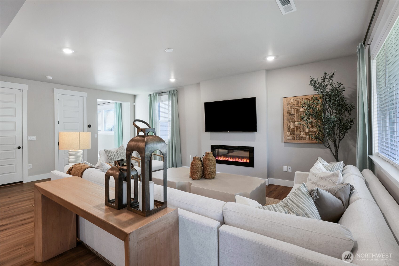 32167 Myrtle Avenue SE, Black Diamond, WA 98010