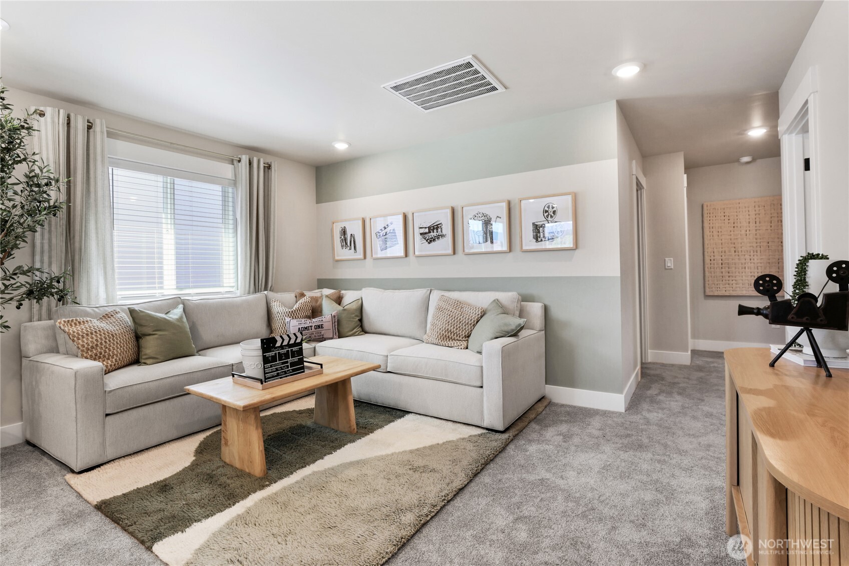 32167 Myrtle Avenue SE, Black Diamond, WA 98010