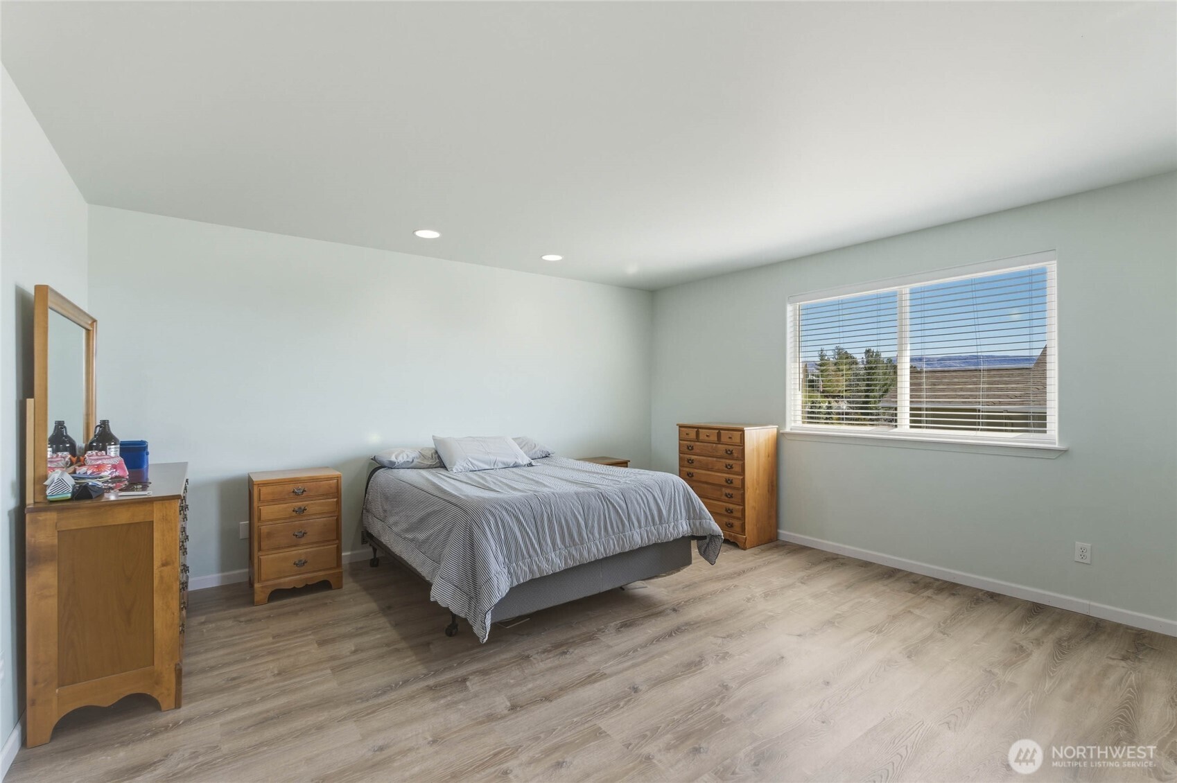 2217 Michael Brooke , Wenatchee, WA 98801