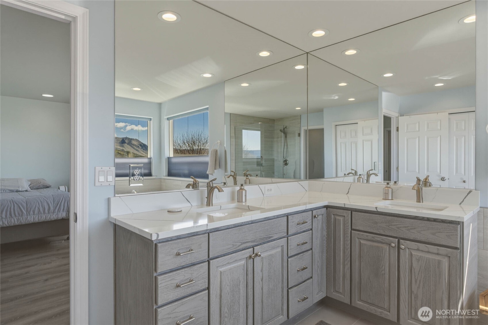 2217 Michael Brooke , Wenatchee, WA 98801