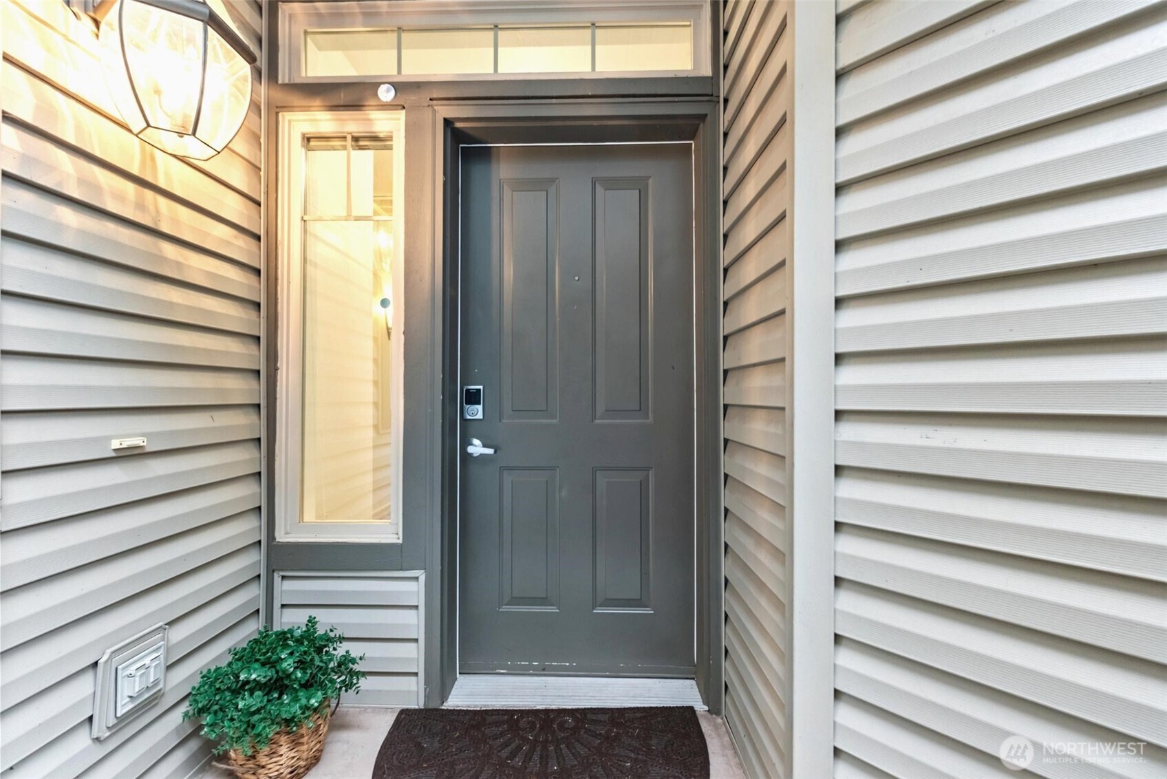 12211 NE 103rd Lane , Kirkland, WA 98033