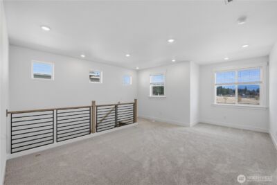32181 Pacific Avenue SE, Black Diamond, WA 98010 - Photo 8