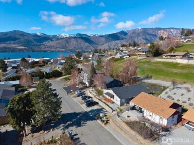 380 N Shore Court , Manson, WA 98831