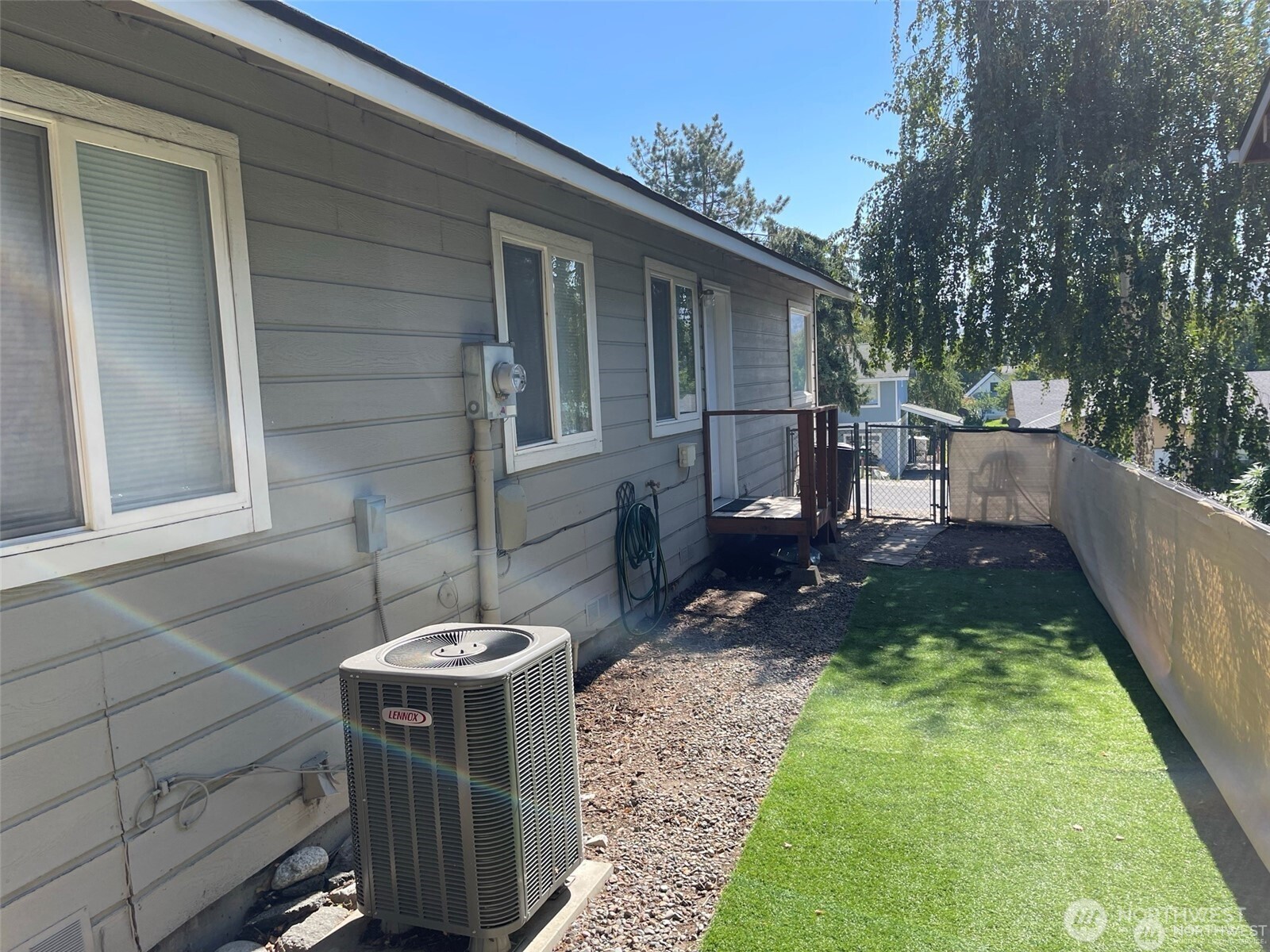 380 N Shore Court , Manson, WA 98831