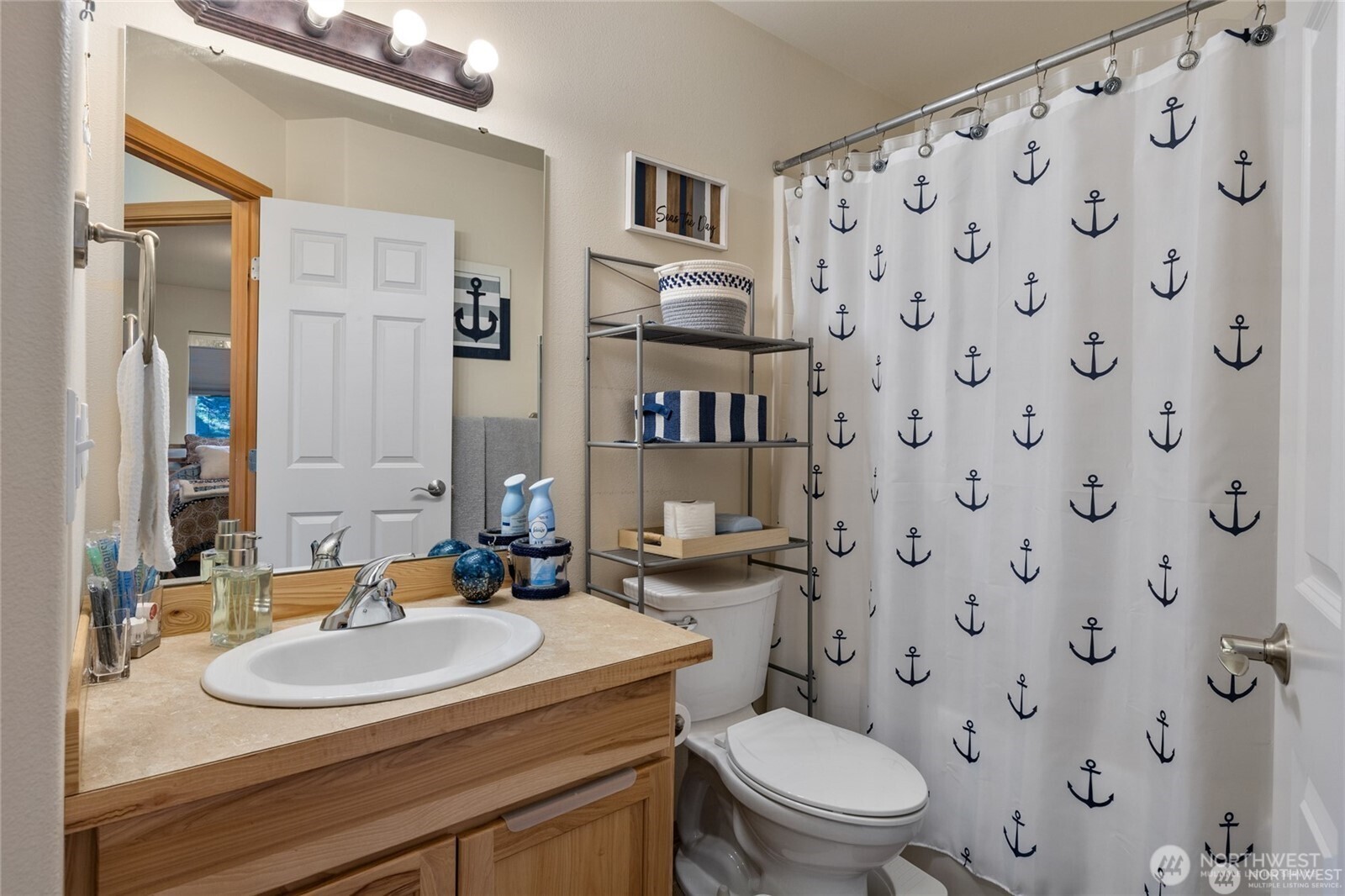 1016 Denny Avenue , Cle Elum, WA 98922