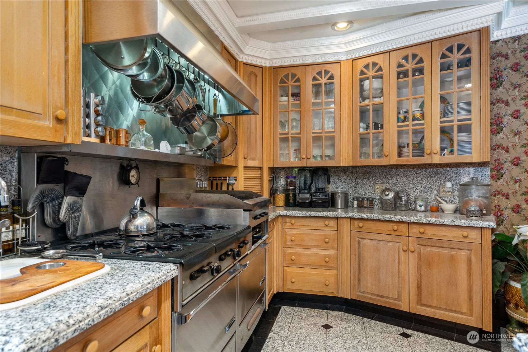 4 Thornewood Lane SW, Lakewood, WA 98498