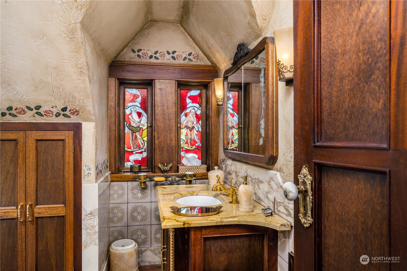 4 Thornewood Lane SW, Lakewood, WA 98498