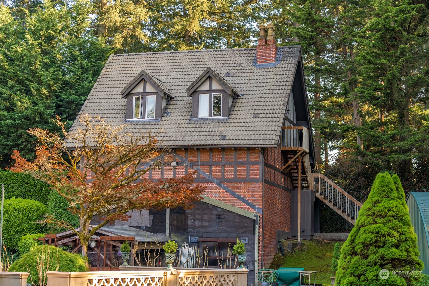 4 Thornewood Lane SW, Lakewood, WA 98498