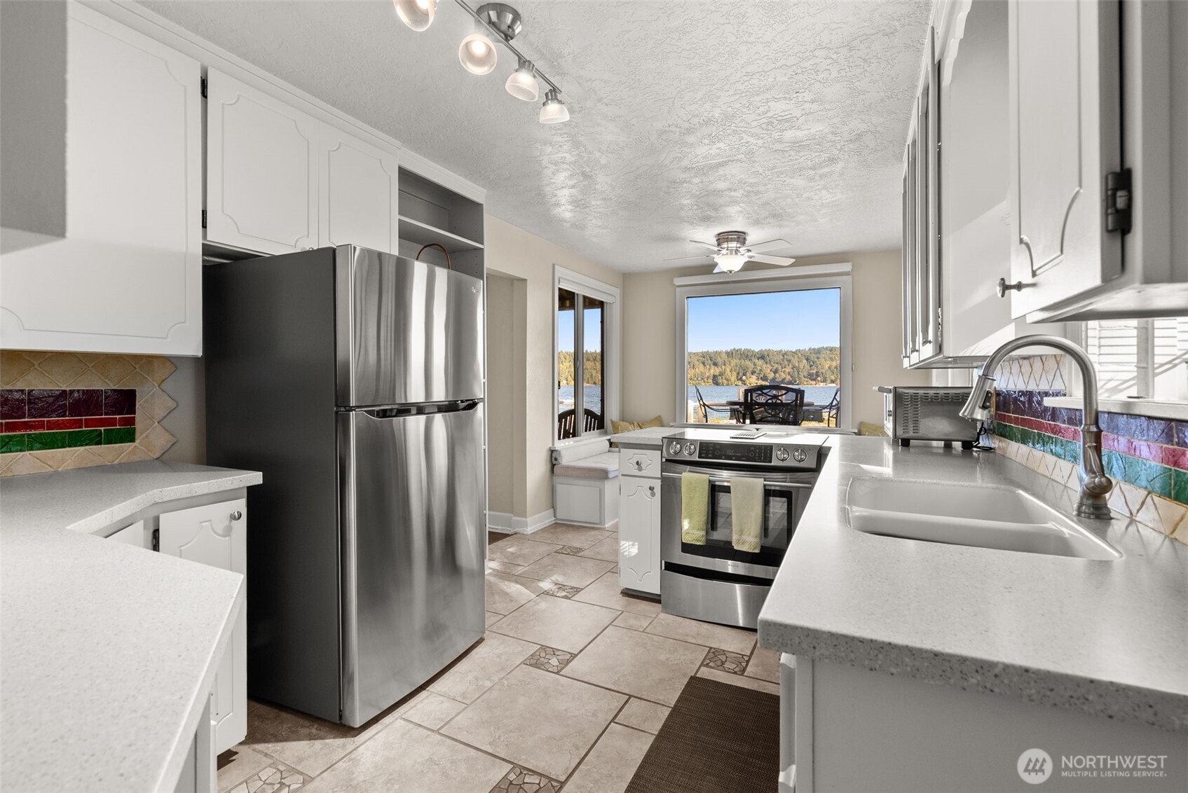 5208 Illahee Road NE, Bremerton, WA 98311