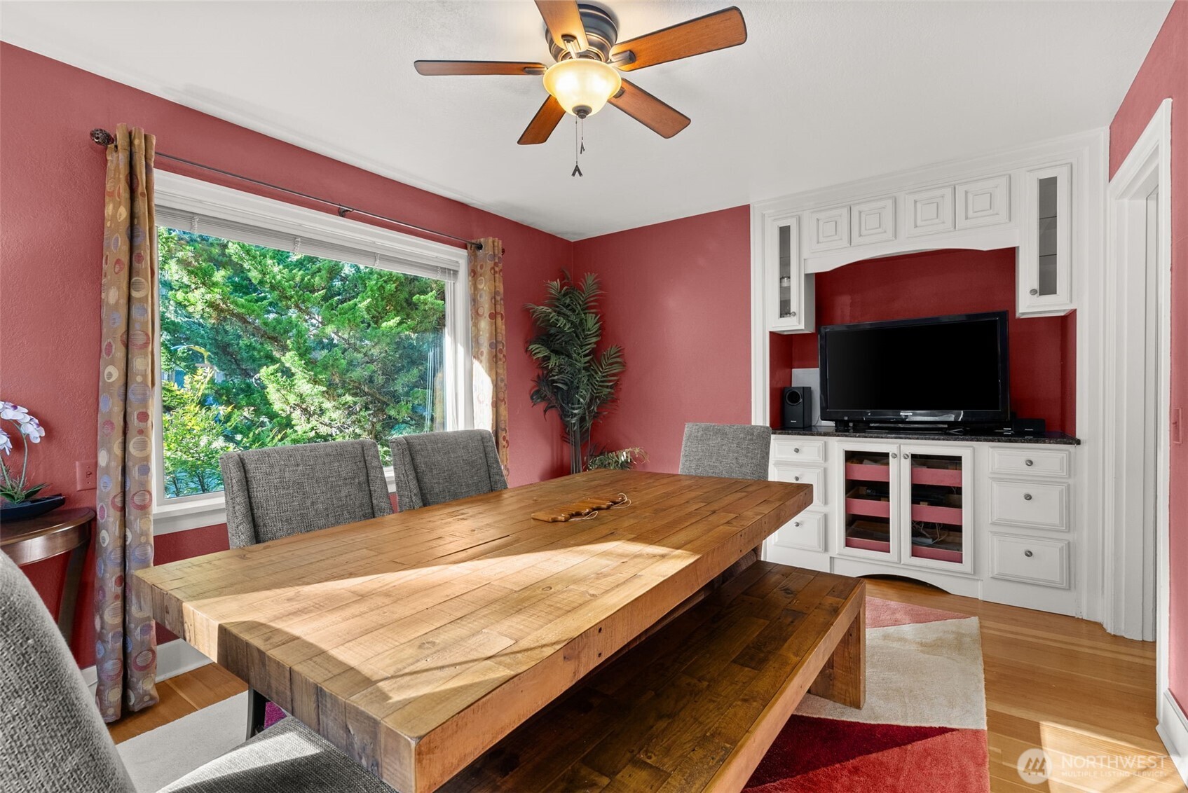 5208 Illahee Road NE, Bremerton, WA 98311