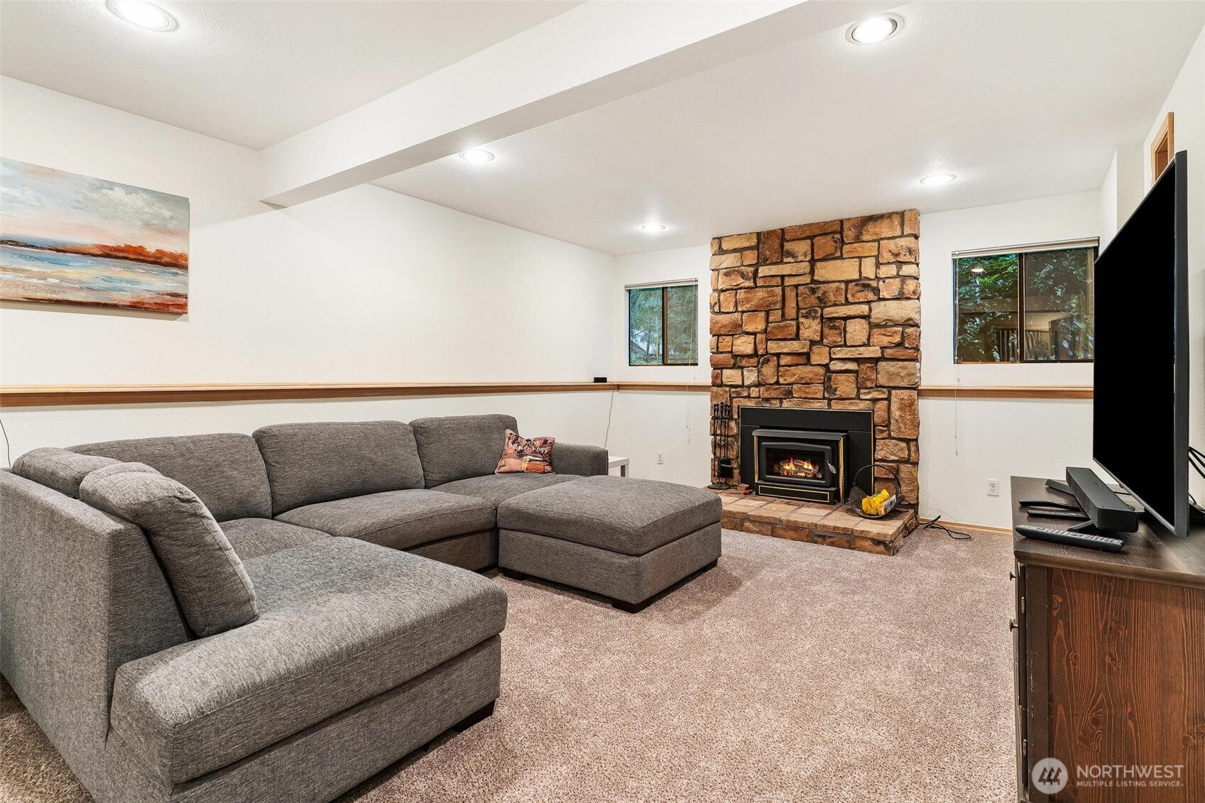 22934 SE 37th St , Sammamish, WA 98075