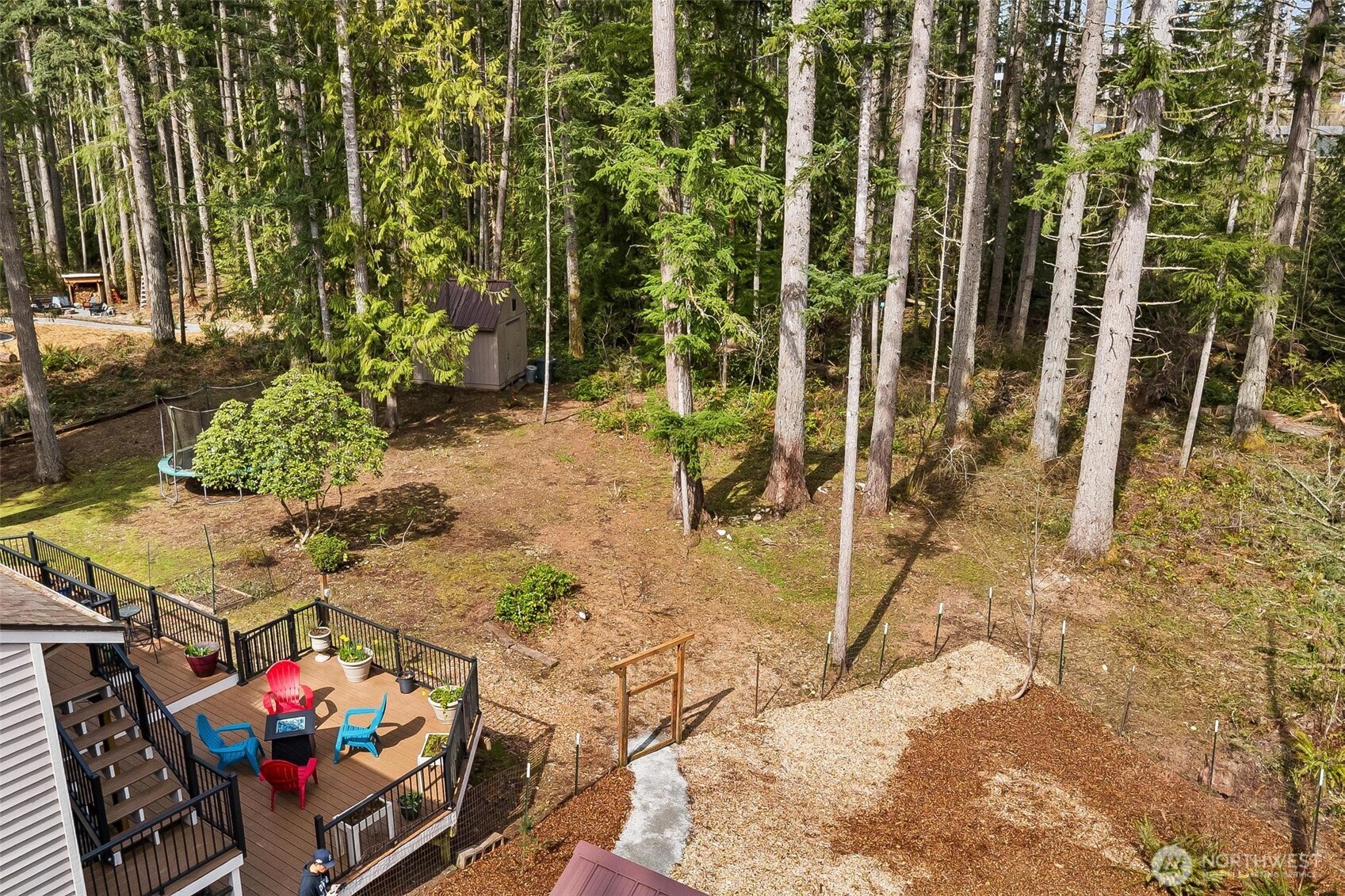 22934 SE 37th St , Sammamish, WA 98075