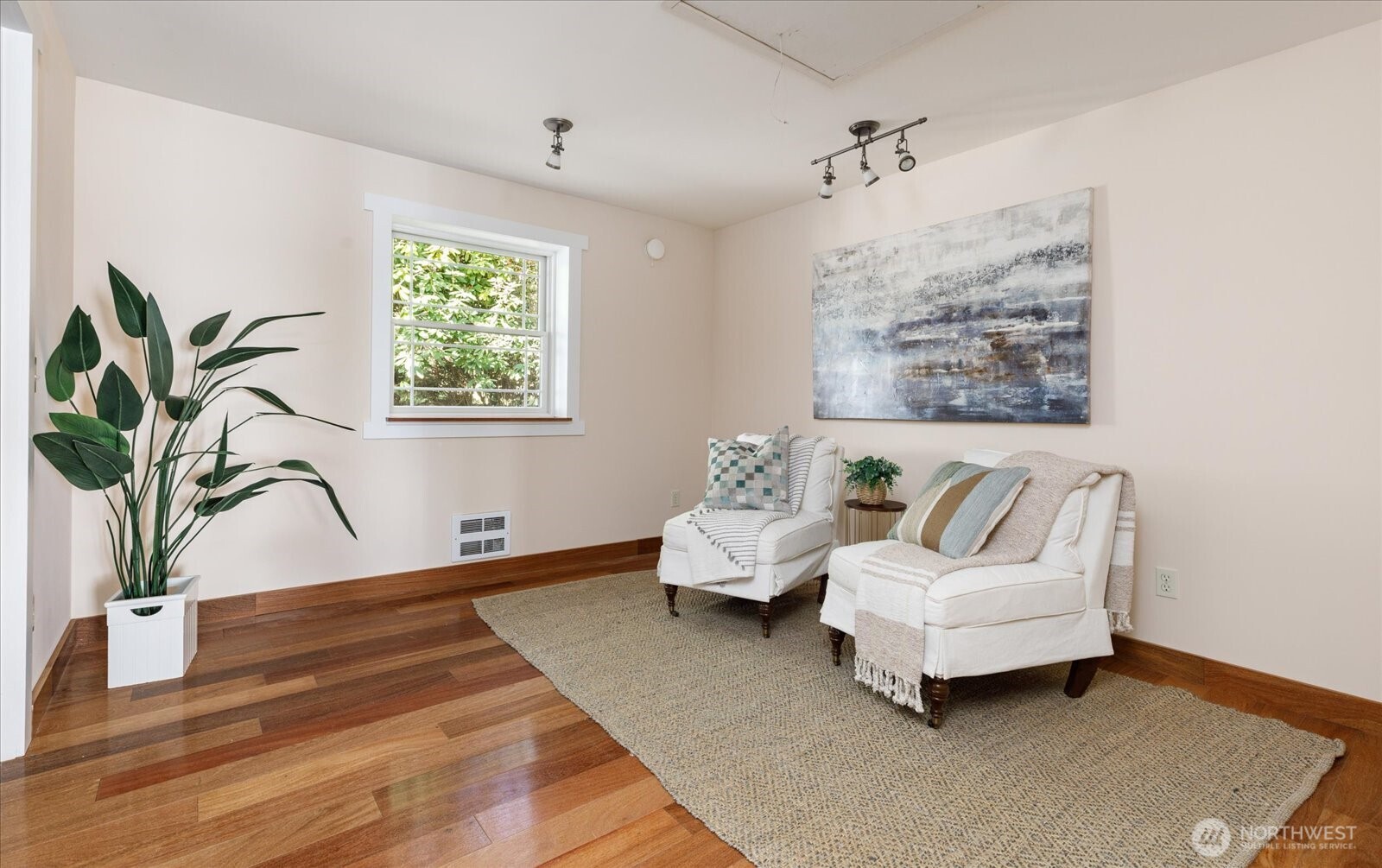 5051 Waterside Ln , Langley, WA 98260