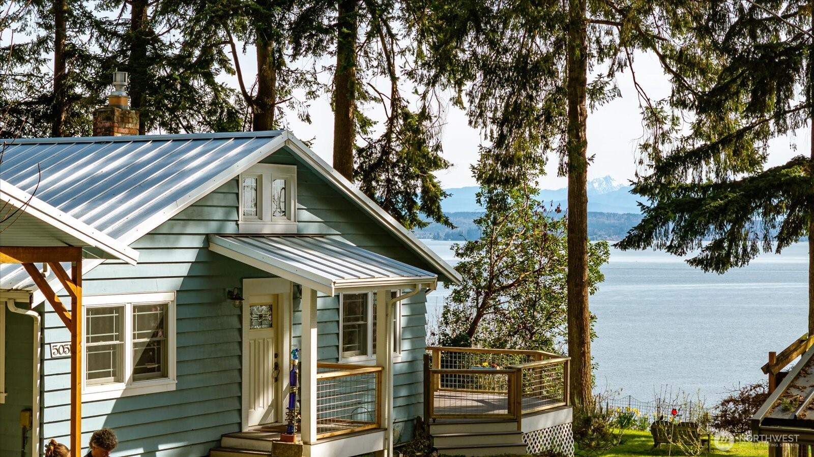 5051 Waterside Ln , Langley, WA 98260