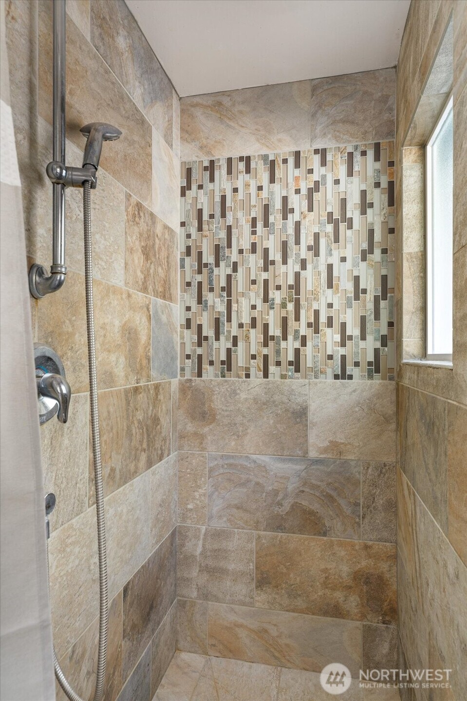 5051 Waterside Ln , Langley, WA 98260