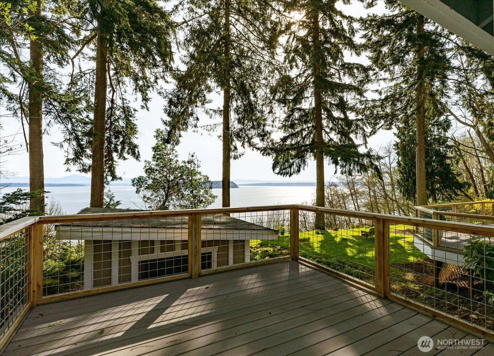 5051 Waterside Ln , Langley, WA 98260